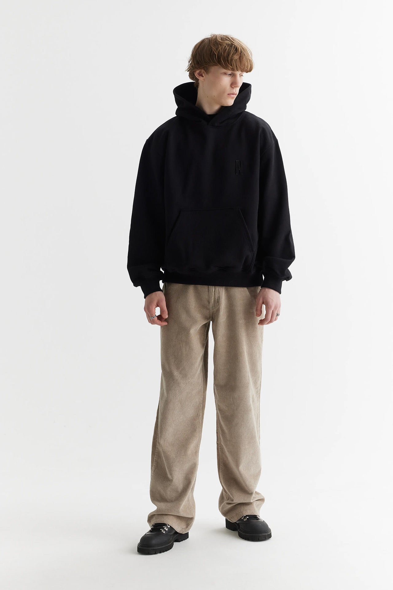 N Hoodie Black