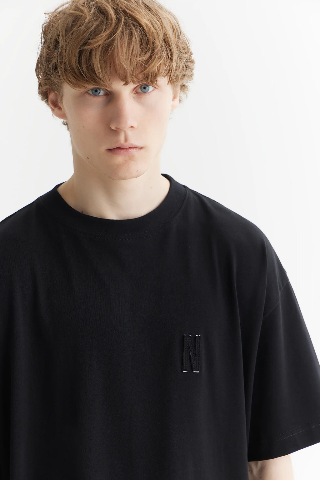 N T-Shirt Black